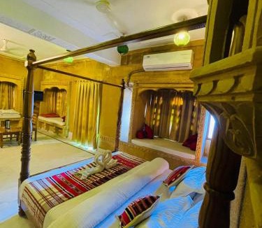 Amar Sagar Pol Hostel | Wonbin Safari Jaisalmer