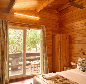 Arambol House | Wooden Cottages Arambol Beach