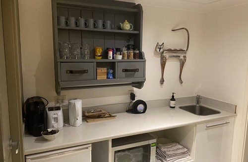 Bowral Apartment | woodland retreat - guest studio