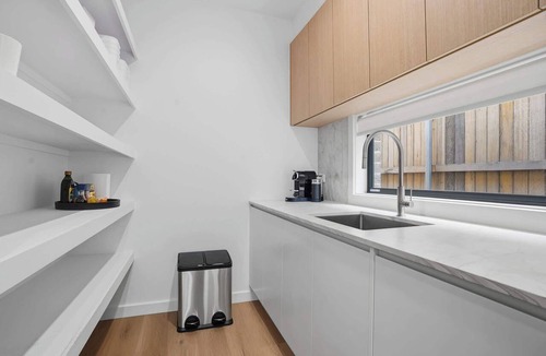 Orange House | Woodlands Escape - 3 Bed, 2.5 Bath, Near Winery