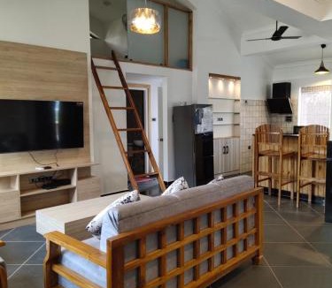 Saunta Vaddo Apartment | Woodside Retreat by hnh
