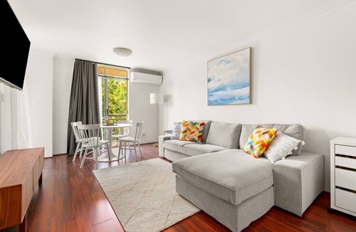 Woolloomooloo Apartment | Woolloomooloo Wonder A Sydney Work Play Hideout