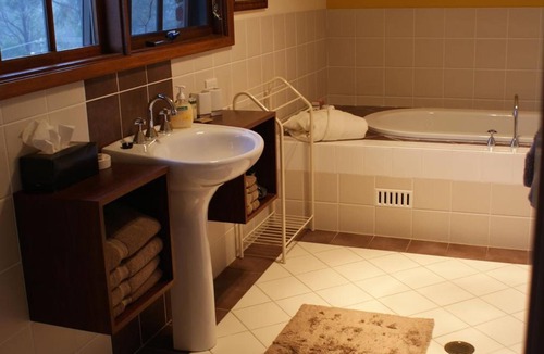 Bundanoon Bed & Breakfast | Yallambee