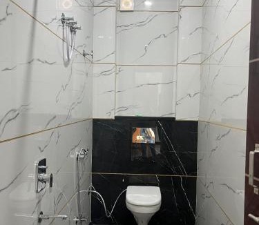 Maheshwar Hotel | Yashomati Hotel