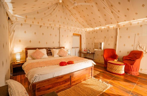 Jaisalmer Resort | Yatra Desert Resort & Camp
