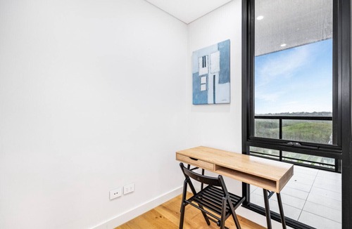 Wentworth Point Apartment | Your Luxury Weekend Getaway in Wentworth Point