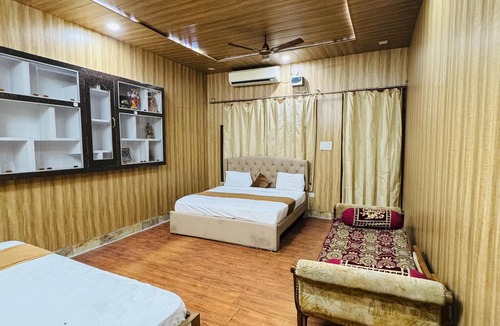 Civil Lines Hotel | Yugantar Stay House