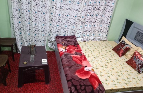 Kokernag House | ZARIFA GUEST HOUSE