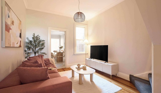 4BR Family House Redfern | Dog Friendly | BBQ