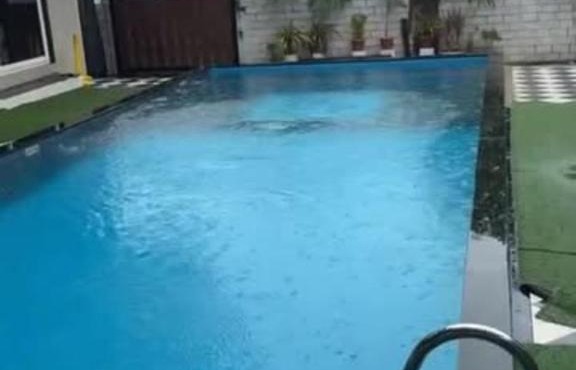 6 Bedroom Luxurious with Private Pool and Meals at Igatpuri, Nashik