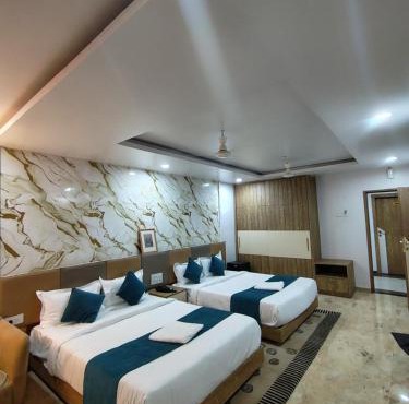 Aanantshri Hotel & Resort