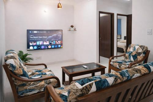 AeroStay Dwarka 2BHK, Near Yashobhoomi, IGI Airport & Manipal Hospital
