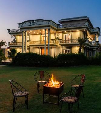 Alaya Stays Gold Palm Resort