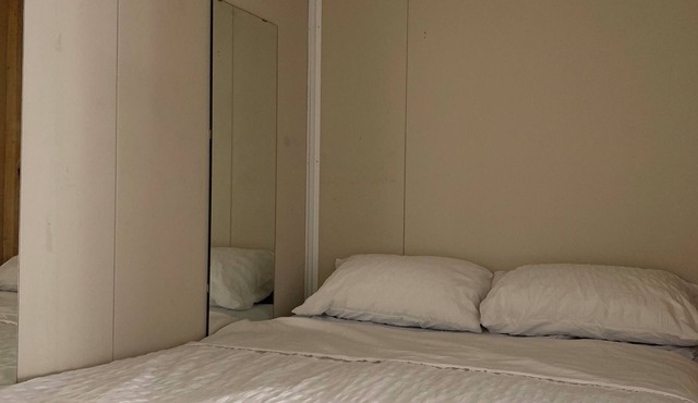 Ask about special. Long stay special. PA for 3 stay for 4 Nights at Darling St