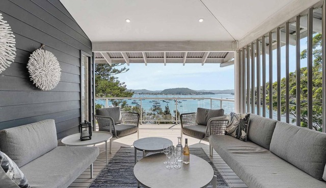 Bay Views | Walk to Village | Fire Pit