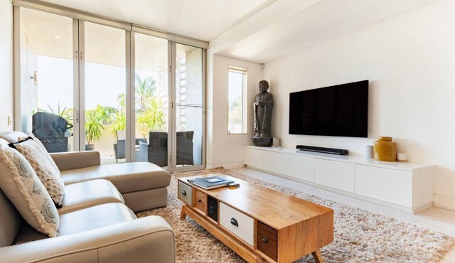 Bellevue Hill Designer | Central location + views