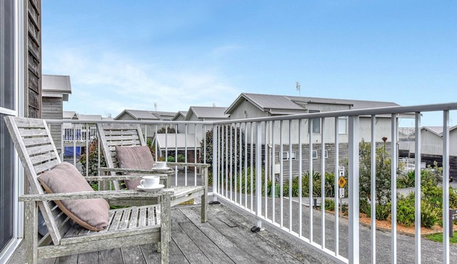Bluewater Hideaway at Caves Beach Villas