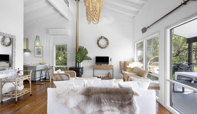 Bouddi Bungalow - luxury water views