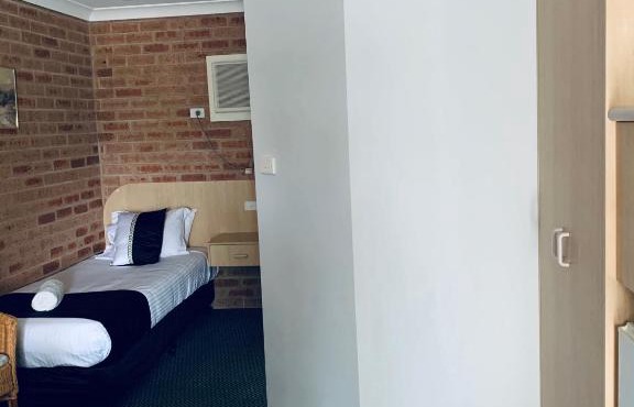Branxton House Motel