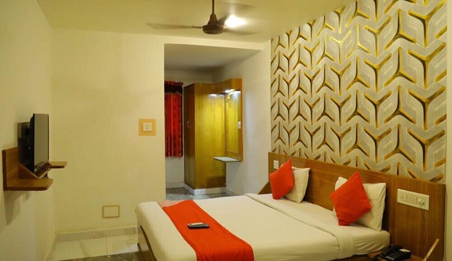 Brindhavan Hotels in Tirupur