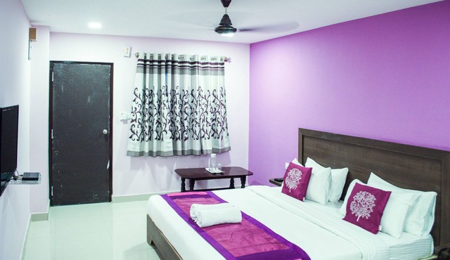Capital O 5683 SS Suites