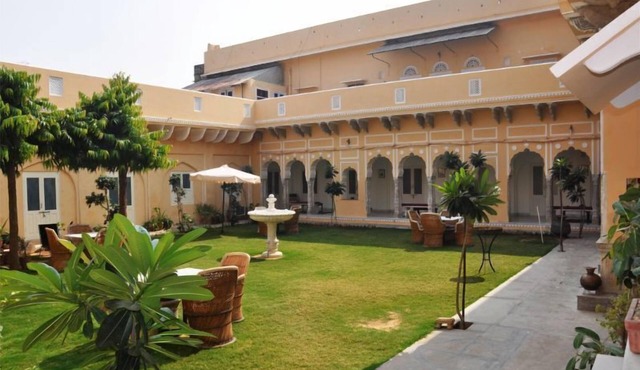Castle Khandela in Khandela