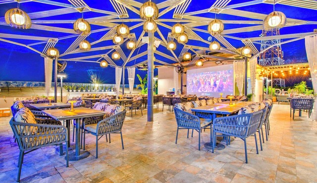 Clubhouse Hotel Ayodhya