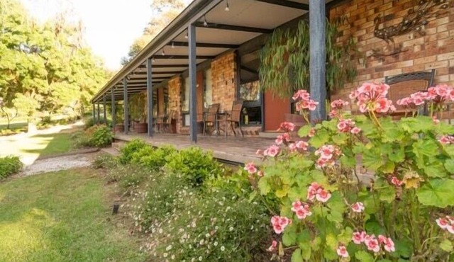 Comfy Studio 5 @ Blickinstal Barossa Valley in Bethany