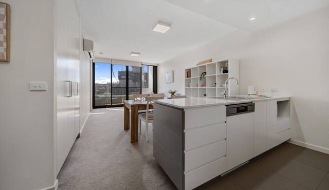 Cosy 1-Bed With Balcony, Pool & Leisure Area