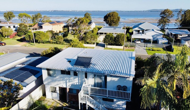 Cozy 3br house 100m to the lake