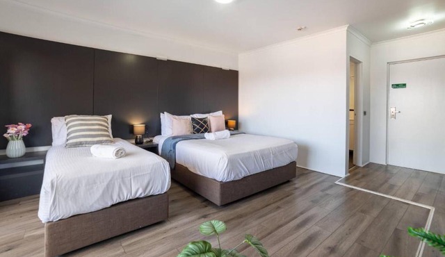 Deluxe Twin Room - Sleeps 3