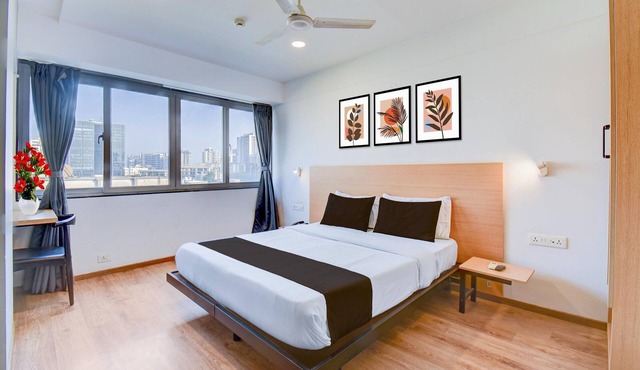 Deluxe With Twin Bed Balewadi High