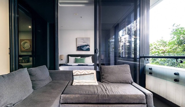 Eastgardens Splendour Two storey Style with Pool