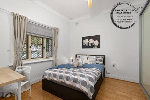 Elegant Double Room Lidcombe - Close to Transport & Shops - Shared Bathroom and Amenities