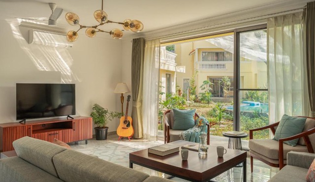 ELIVAAS Signature Kensho Villa Hibiscus