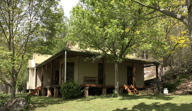 Escape to the tranquil Thompson's Cottage