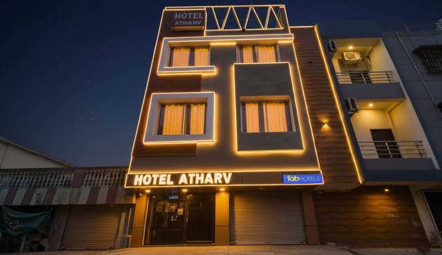 FabHotel Atharv - Airport