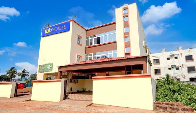 FabHotel Atithi Bhawan