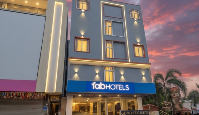 FabHotel Broholic Suites