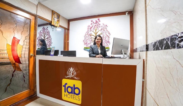 FabHotel Le Royal Inn - Nr Madras Medical Mission Hospital