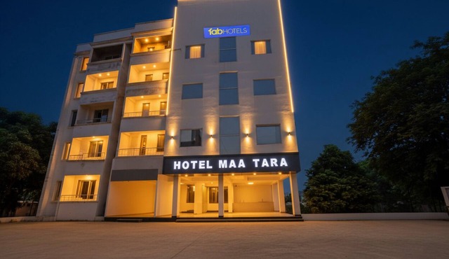 Fabhotel Maa Tara