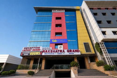 FabHotel Nakshatra Grand