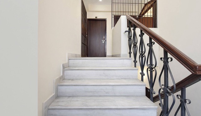 Fabhotel Royal Palace I