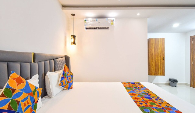 Fabhotel Srs Grand