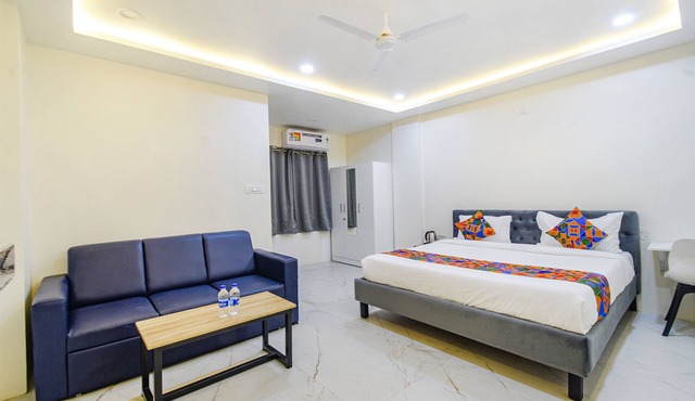 Fabhotel Ssr Ikon Suites