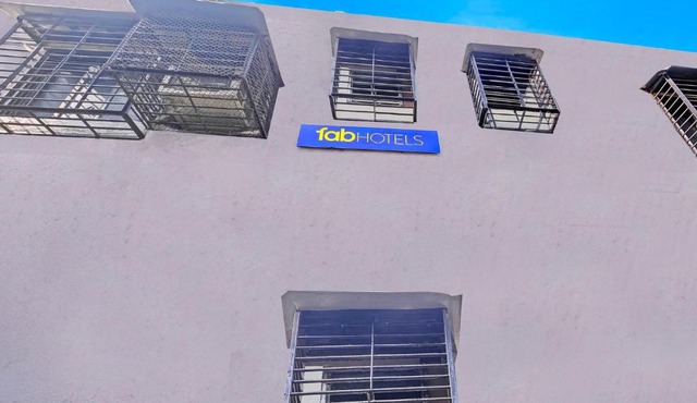 FabHotel Stay Land Plus