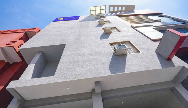 Fabhotel The Grace I