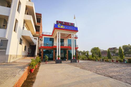 FabHotel The Yash Resort