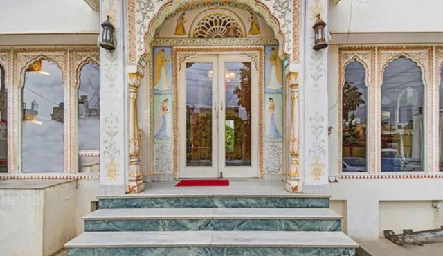 Fabhotel Tordi Haveli