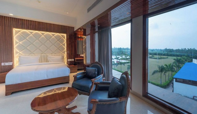 Gajraula Sukhdev Dhaba & Resort